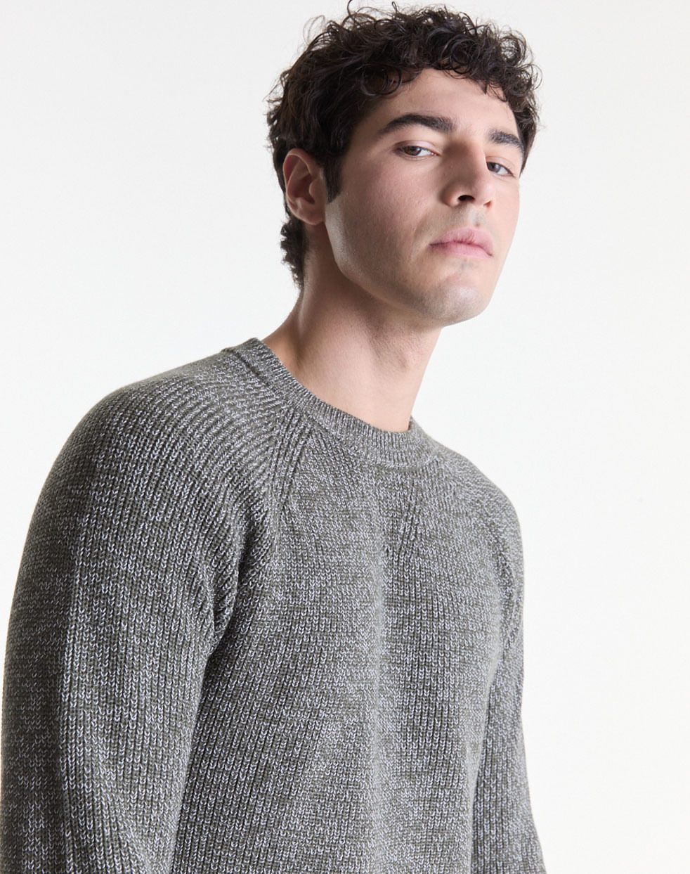 Sweater escote redondo NEW YORK — imagen 2
