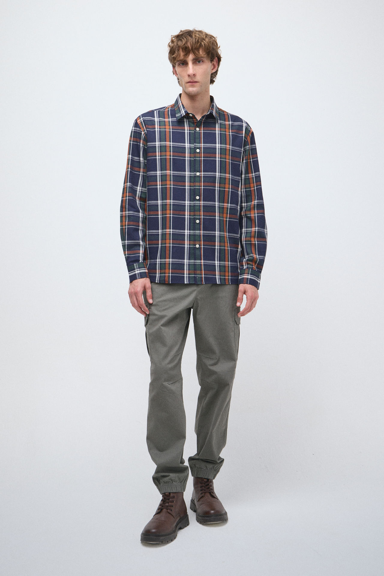 Camisa regular 100% algodón