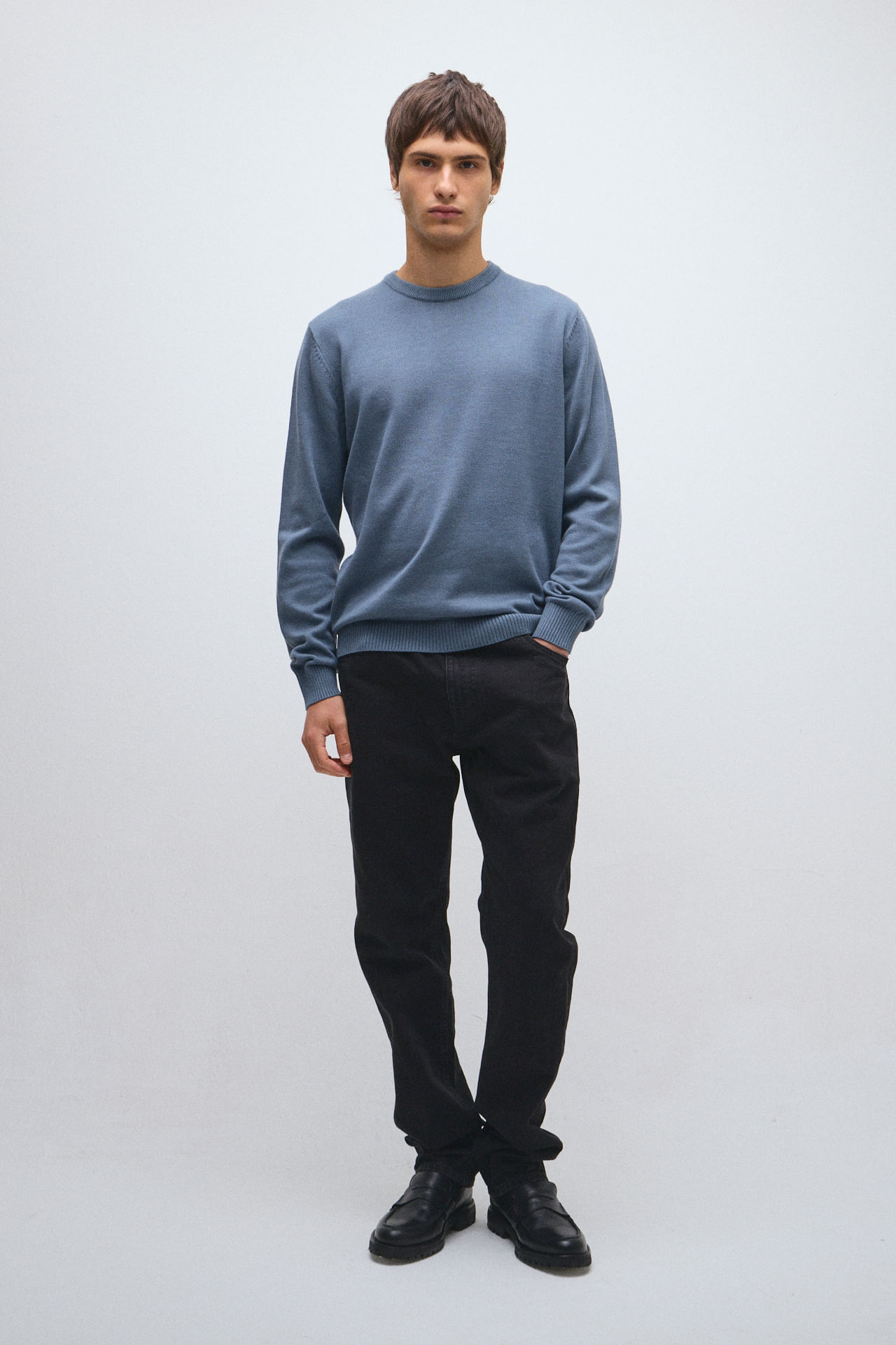 Sweater cuello redondo liso