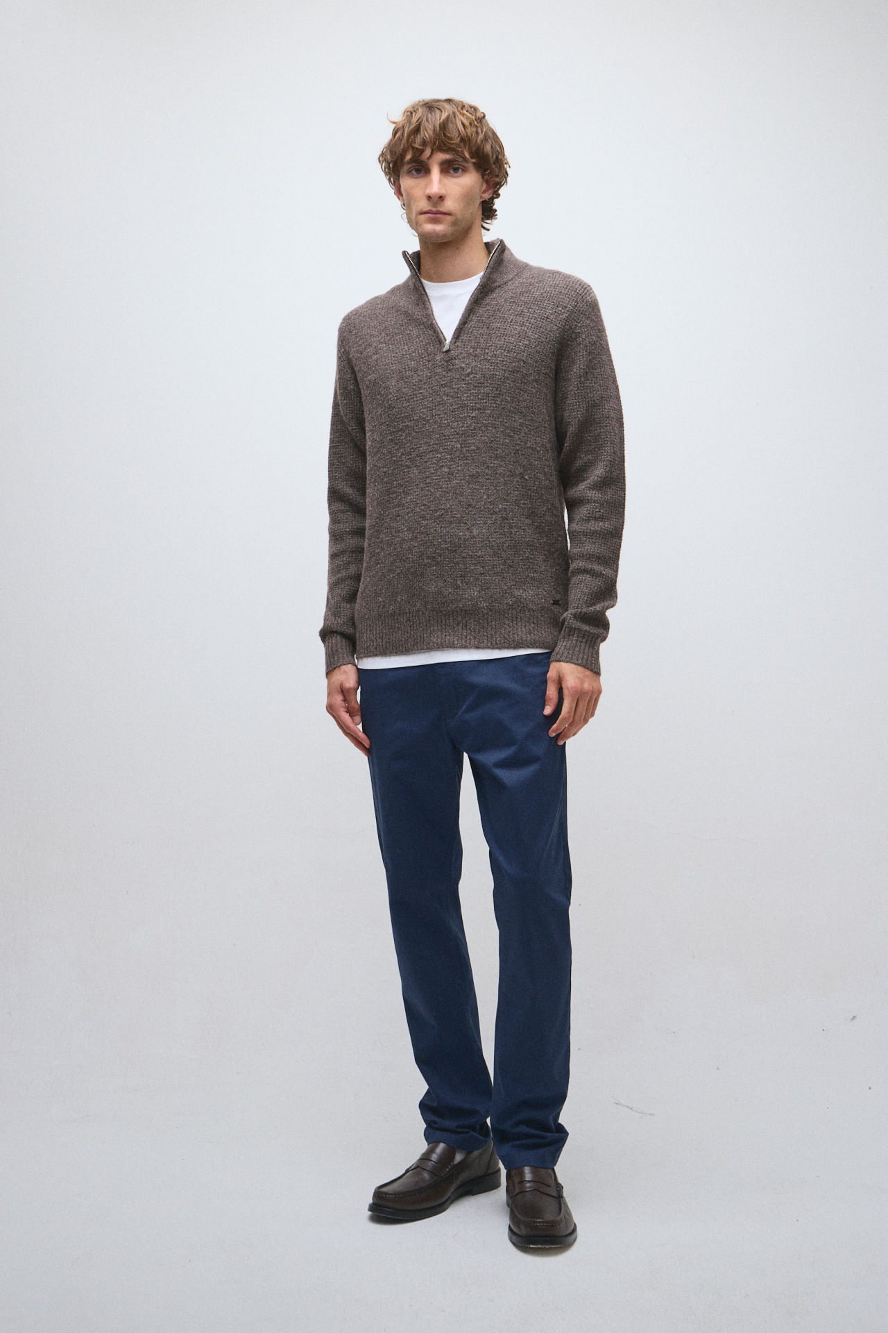 Pantalón chino slim confort