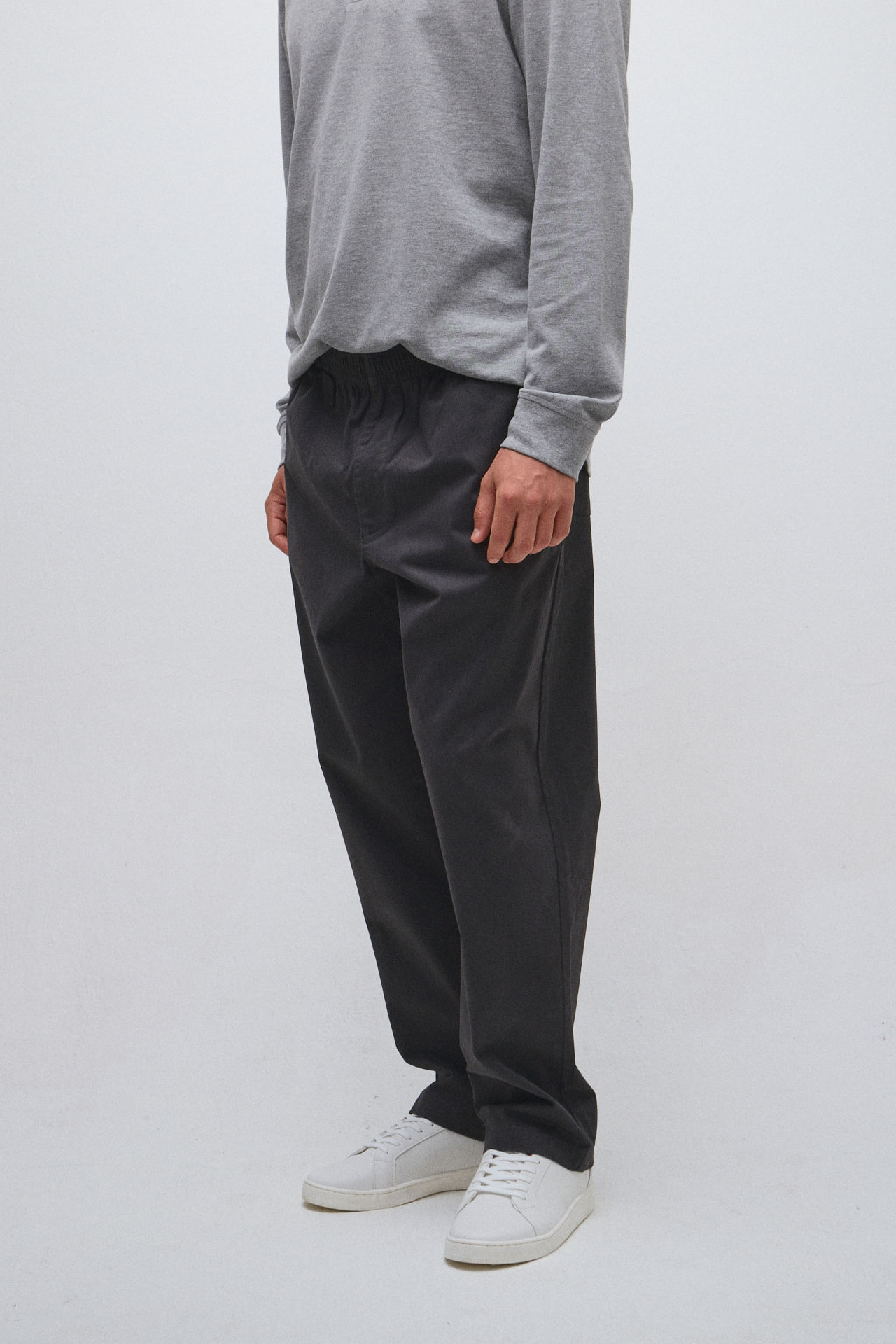 Pantalón jogger relaxed confort — imagen 3