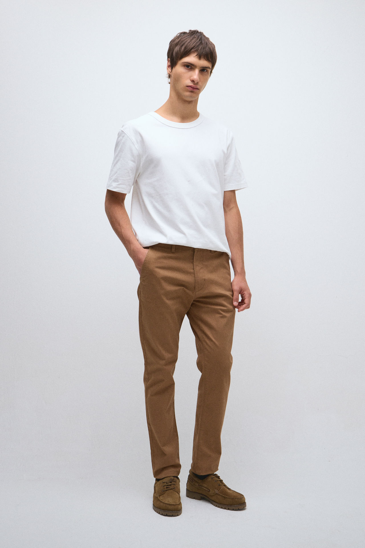 Pantalón chino slim confort