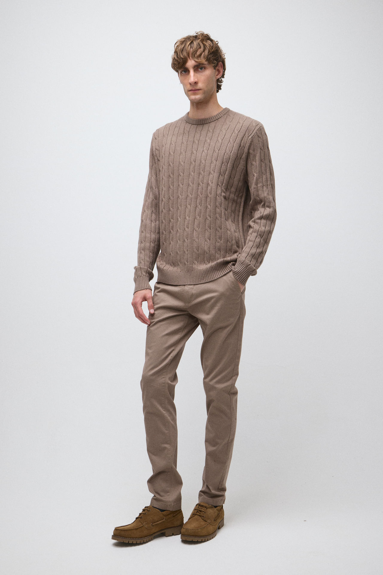 Pantalón chino slim confort