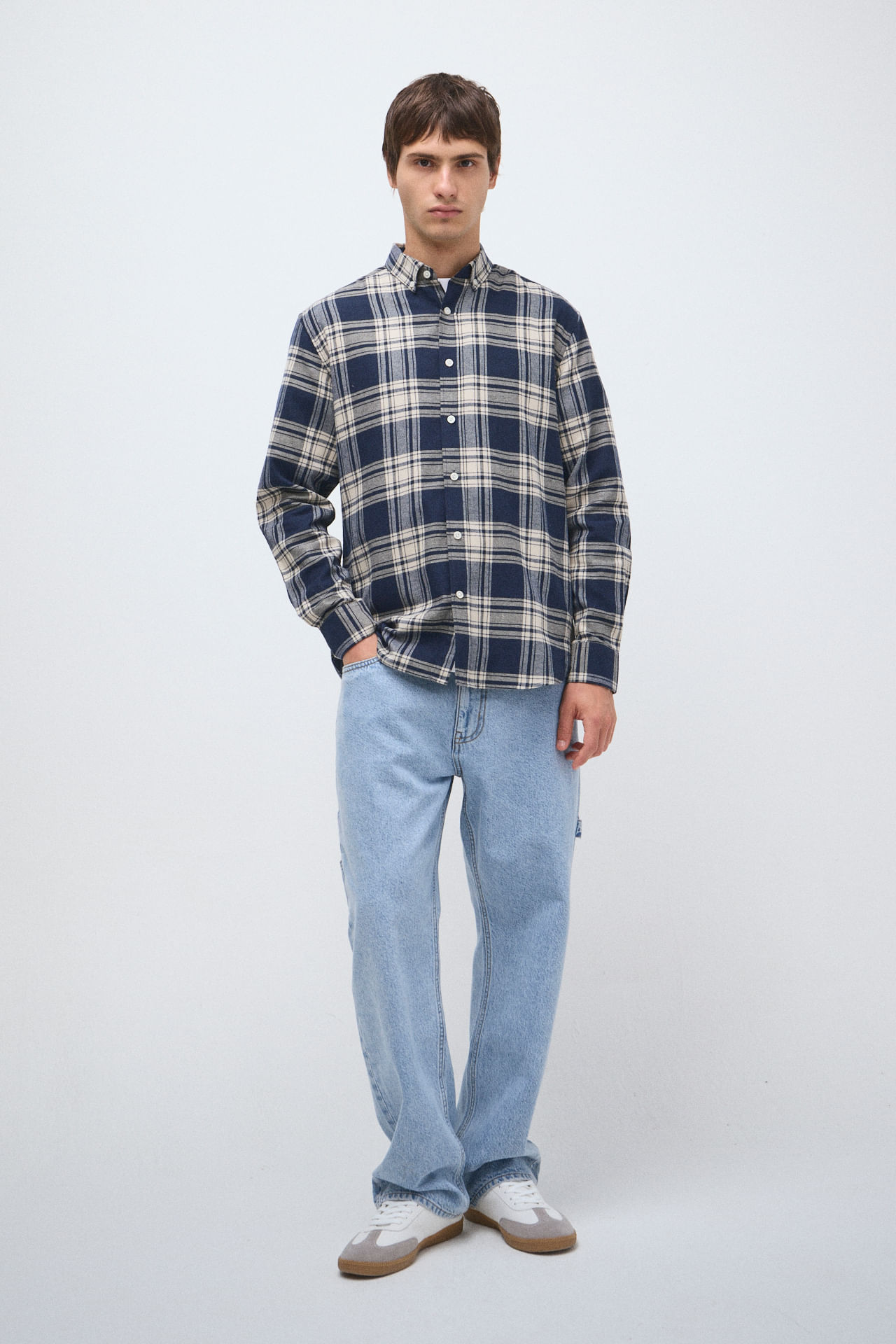 Camisa regular 100% algodón