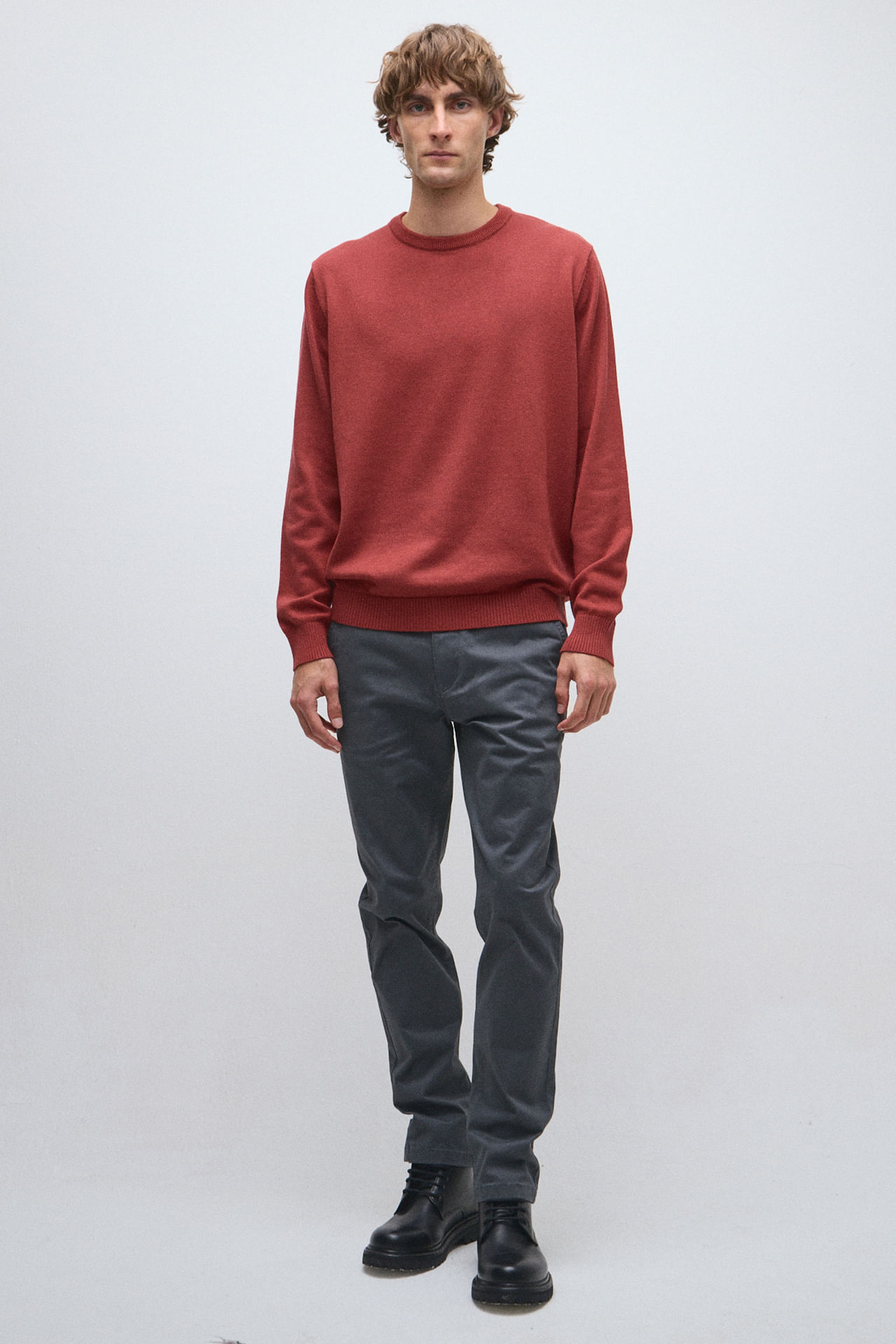 Sweater cuello redondo liso