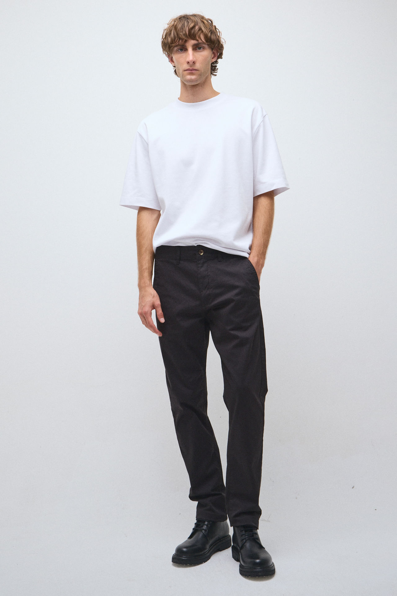 Pantalón chino slim confort