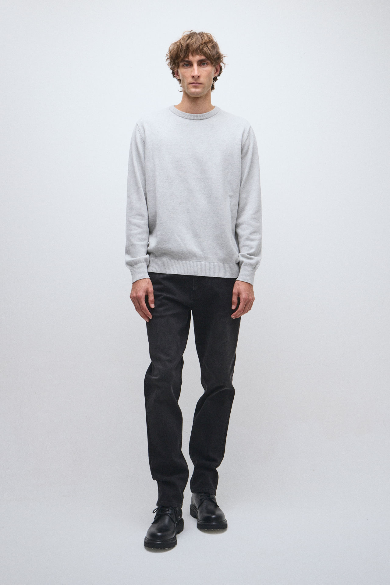 Sweater cuello redondo liso