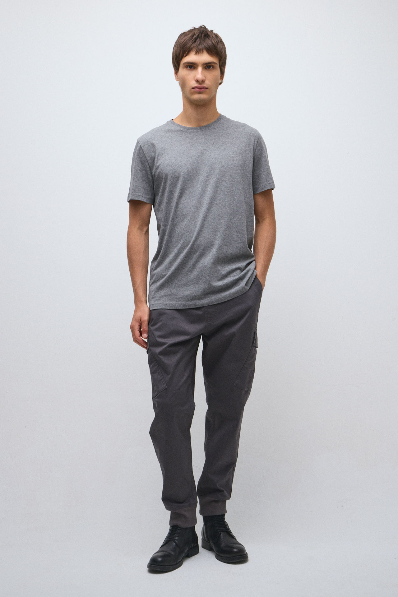Pantalón cargo relaxed confort